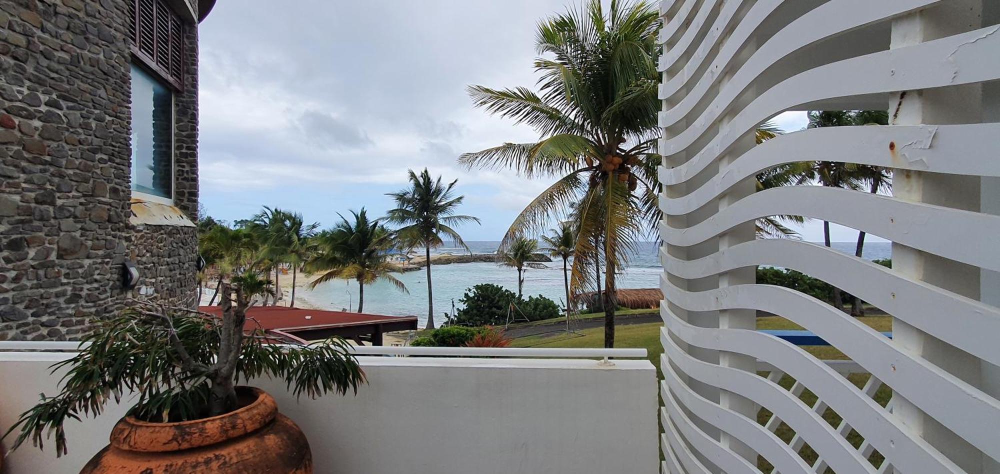 Apartment 25 M2 A Francois Dans Manganao Avec Privee