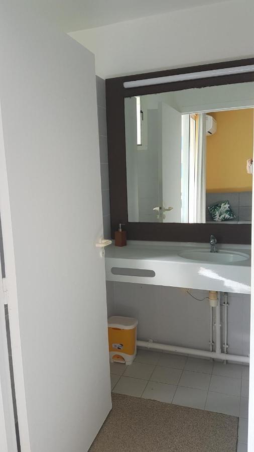 25 M2 A Francois Dans Manganao Avec Privee Apartment