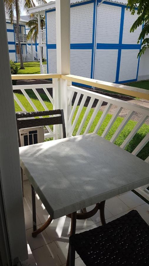 Apartment 25 M2 A Francois Dans Manganao Avec Privee *